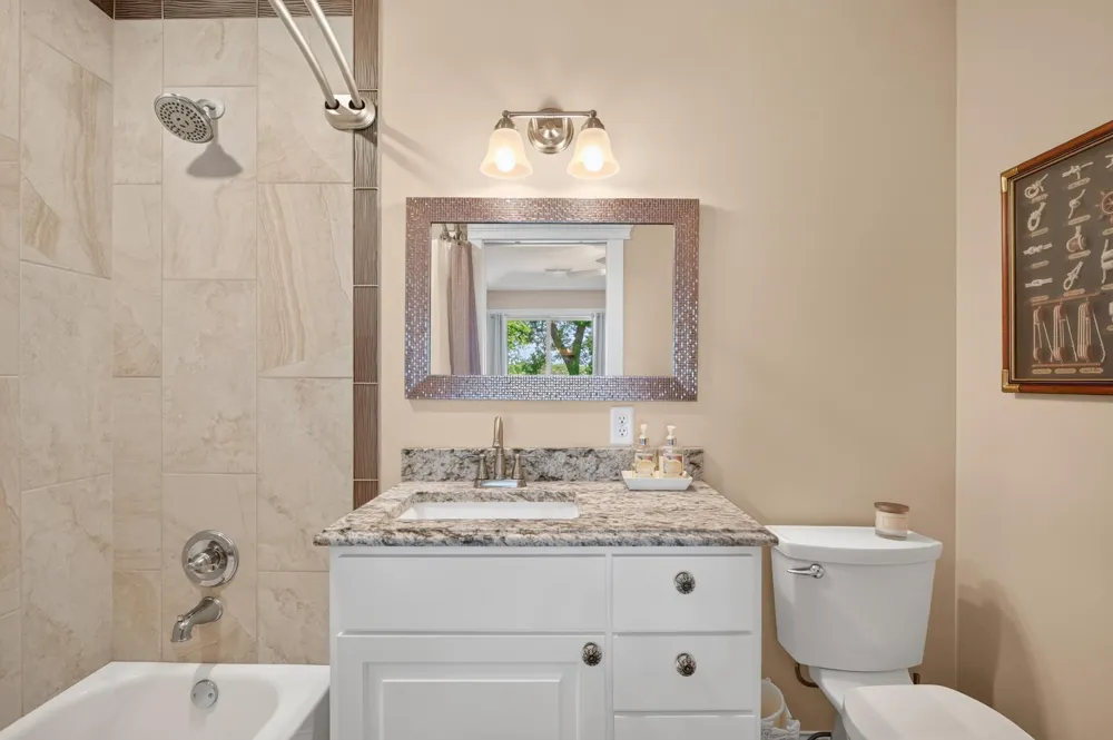 2790 S Shore Drive Prior Lake, MN 55372