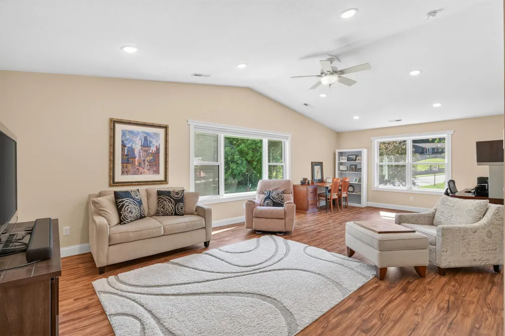 2790 S Shore Drive Prior Lake, MN 55372