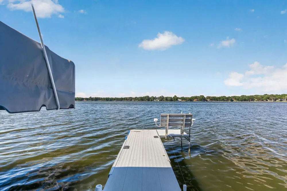 2790 S Shore Drive Prior Lake, MN 55372