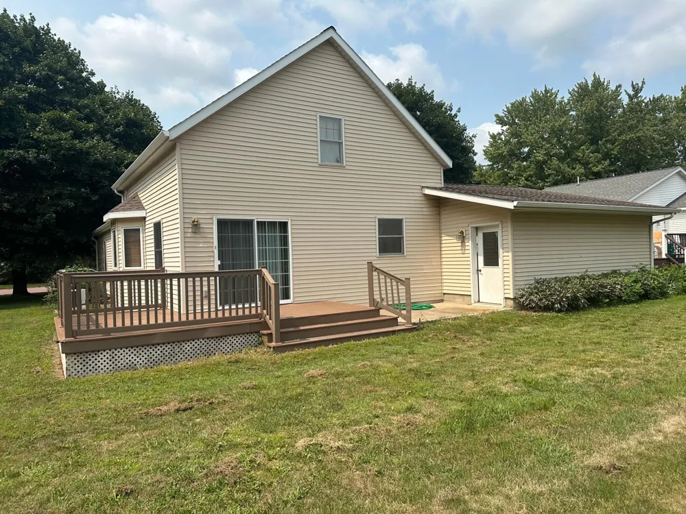 523 Davis Avenue Westbrook, MN 56183