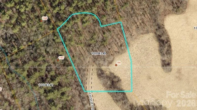 94 Ebenezer Trail #3 Hendersonville, NC 28739