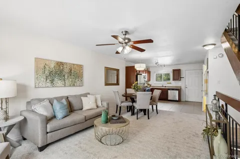 490 E Highline Circle