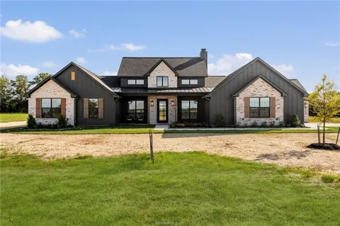 2433 Coronado Estates Drive
