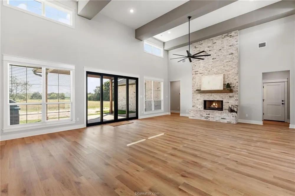 2433 Coronado Estates Drive Bryan, TX 77808