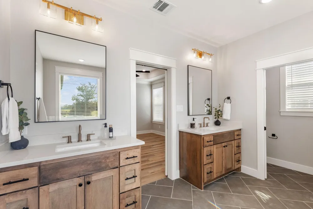2433 Coronado Estates Drive Bryan, TX 77808
