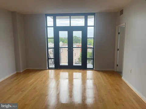 437 NEW YORK AVENUE NW #807