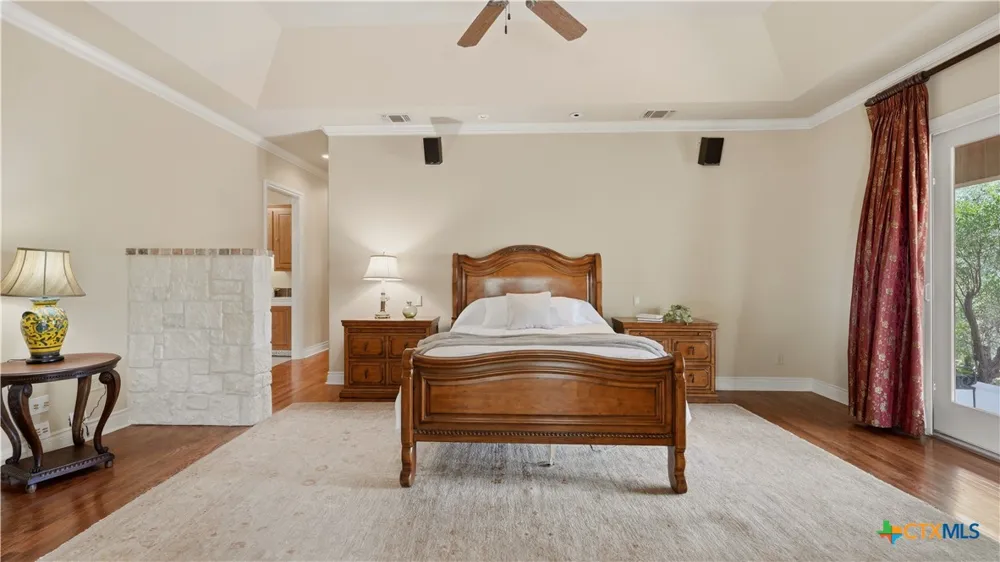 30045 Fm 3009 New Braunfels, TX 78132
