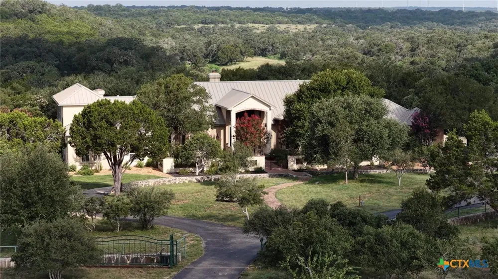 30045 Fm 3009 New Braunfels, TX 78132