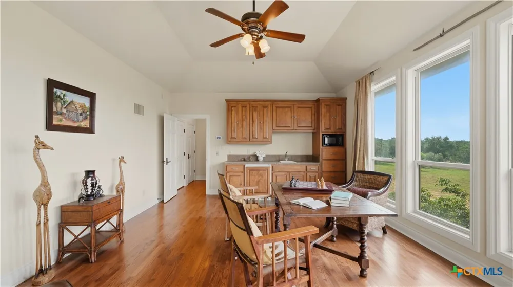 30045 Fm 3009 New Braunfels, TX 78132