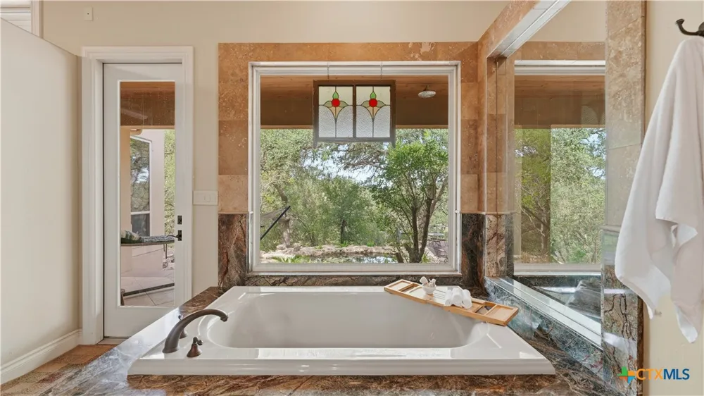 30045 Fm 3009 New Braunfels, TX 78132