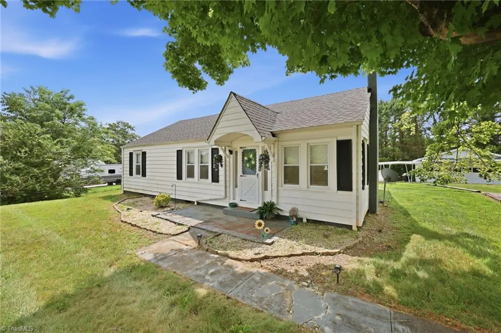 144 Decatur Avenue Elkin, NC 28621