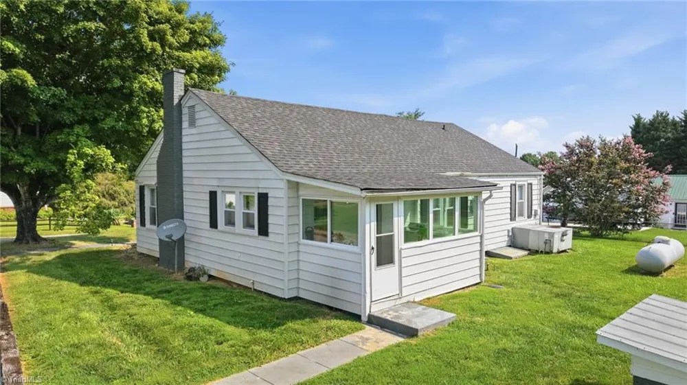 144 Decatur Avenue Elkin, NC 28621