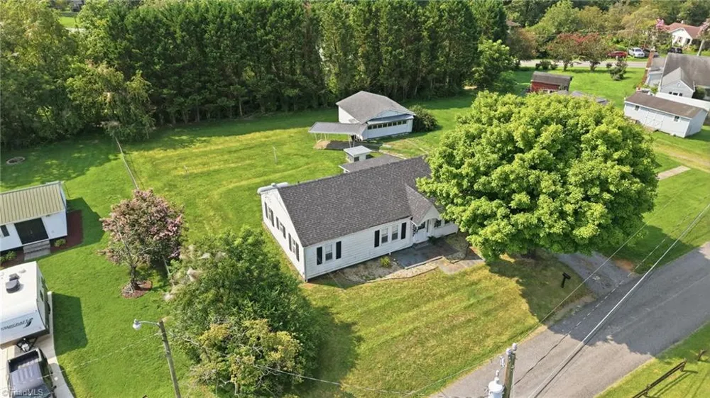 144 Decatur Avenue Elkin, NC 28621