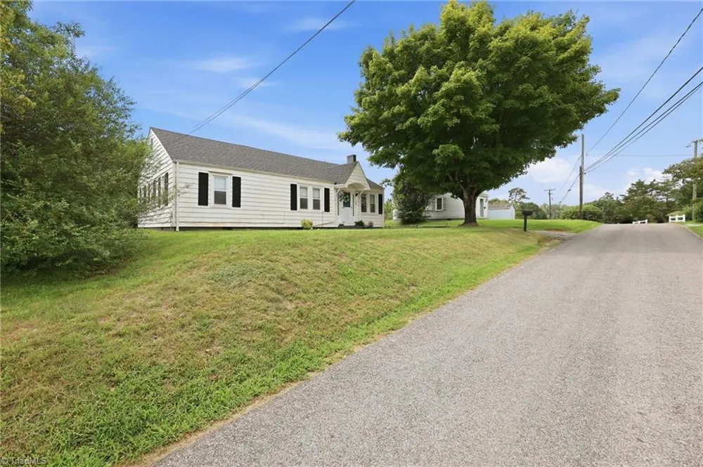 144 Decatur Avenue Elkin, NC 28621