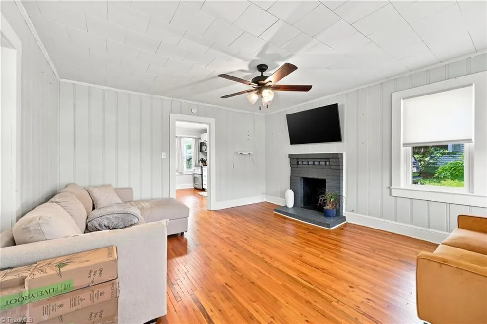 144 Decatur Avenue Elkin, NC 28621