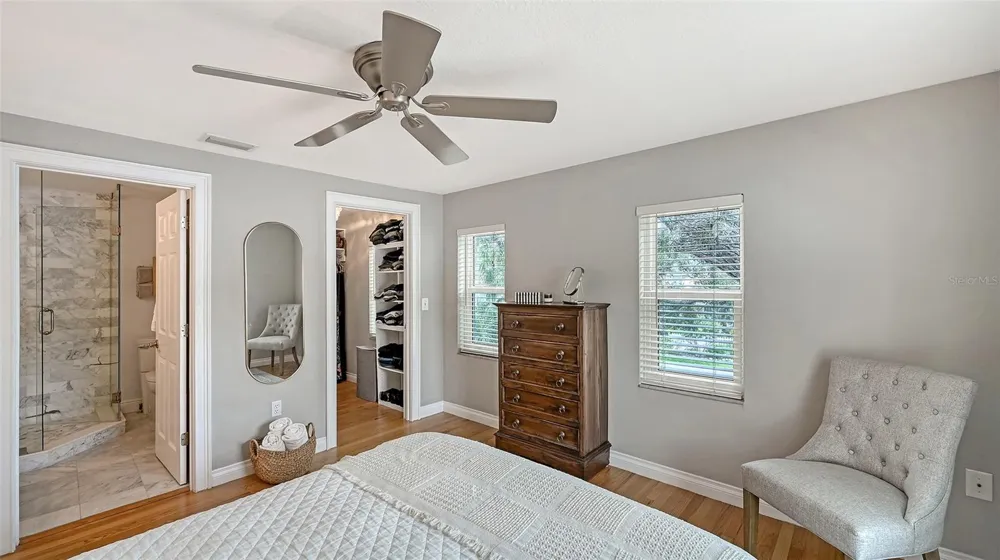 1685 6TH STREET Sarasota, FL 34236