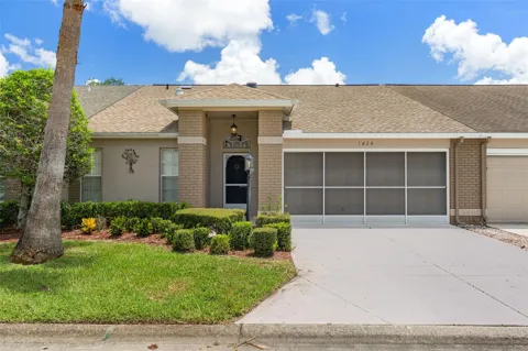 1424 PINEWOOD HILLS COURT