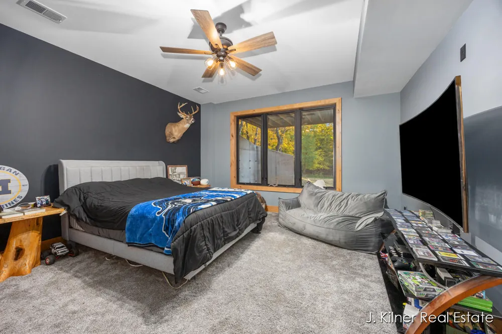 4390 22 Mile Road NW Tyrone Township, MI 49330