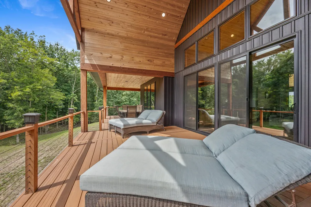 4390 22 Mile Road NW Tyrone Township, MI 49330