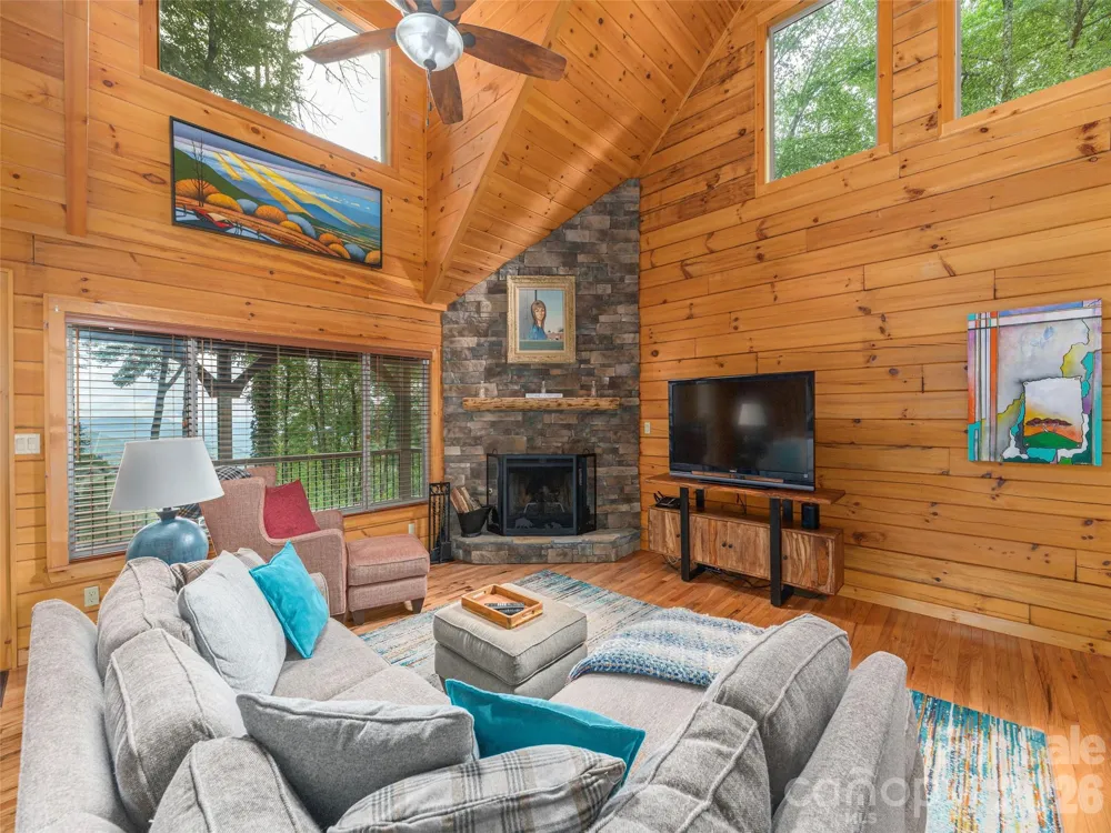 332 Gadohi Trail Maggie Valley, NC 28751