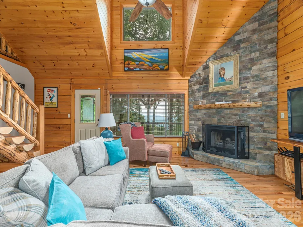 332 Gadohi Trail Maggie Valley, NC 28751