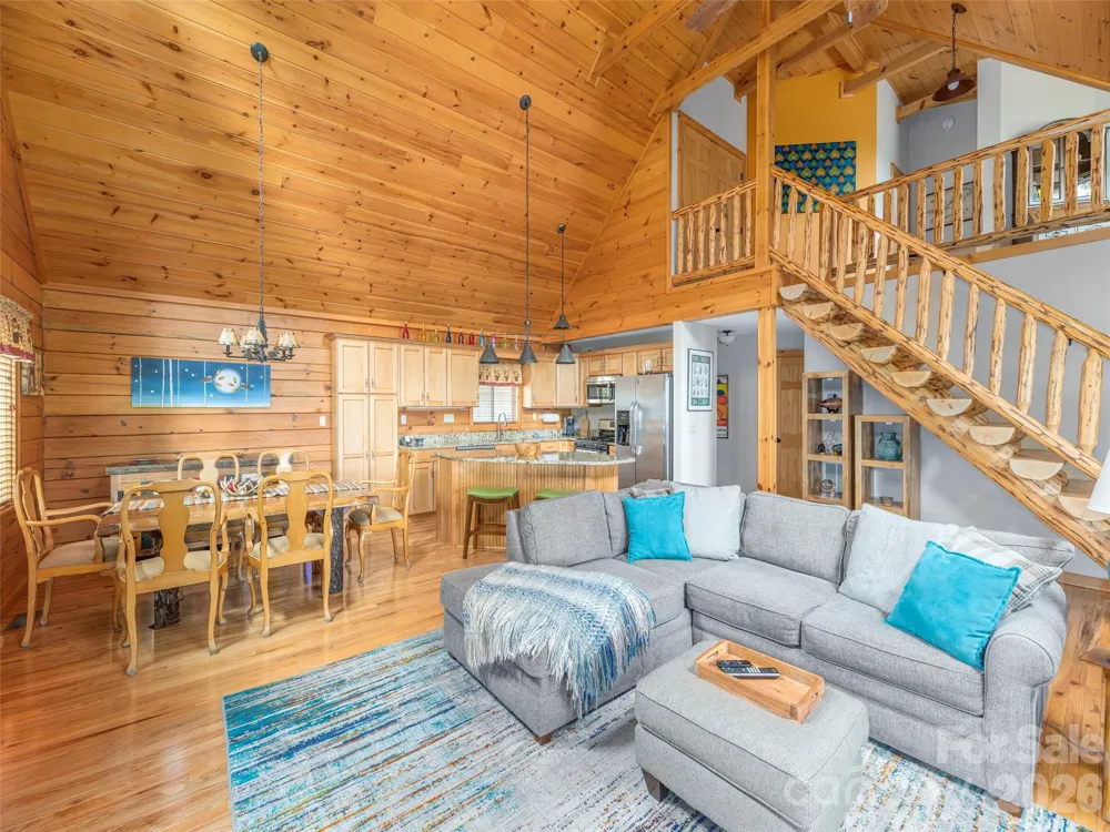 332 Gadohi Trail Maggie Valley, NC 28751