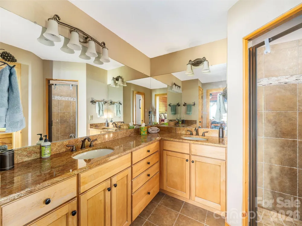 332 Gadohi Trail Maggie Valley, NC 28751