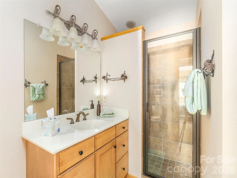 332 Gadohi Trail Maggie Valley, NC 28751