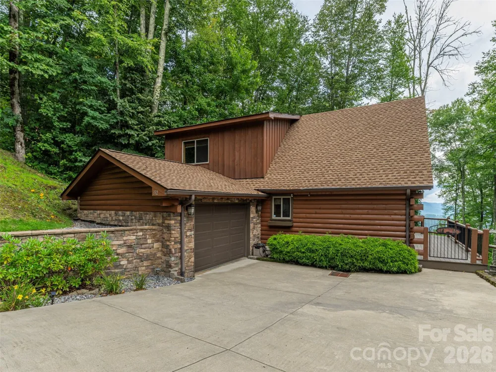 332 Gadohi Trail Maggie Valley, NC 28751