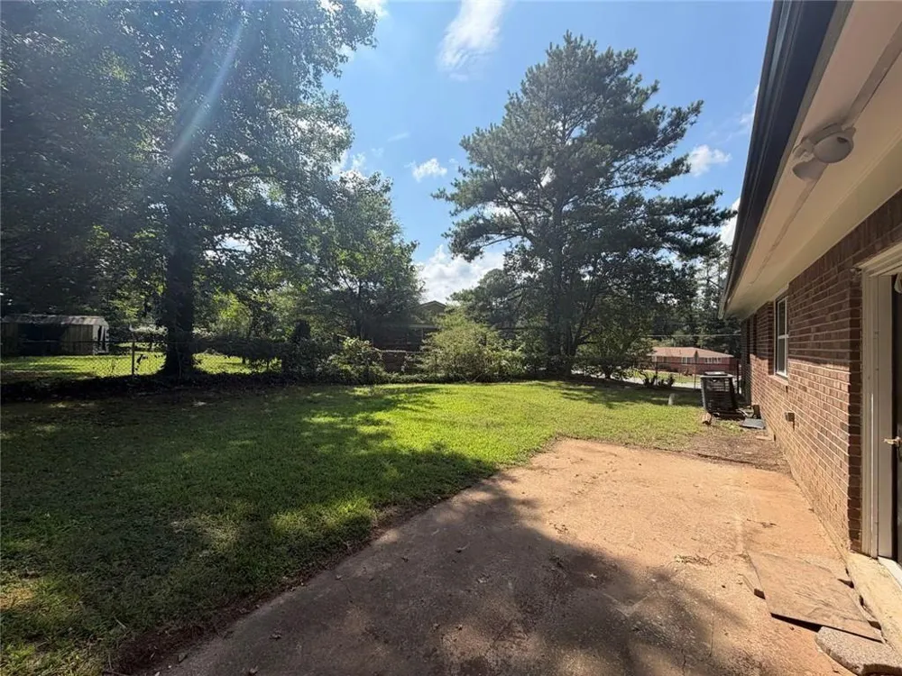 1633 Slate Road Conley, GA 30288