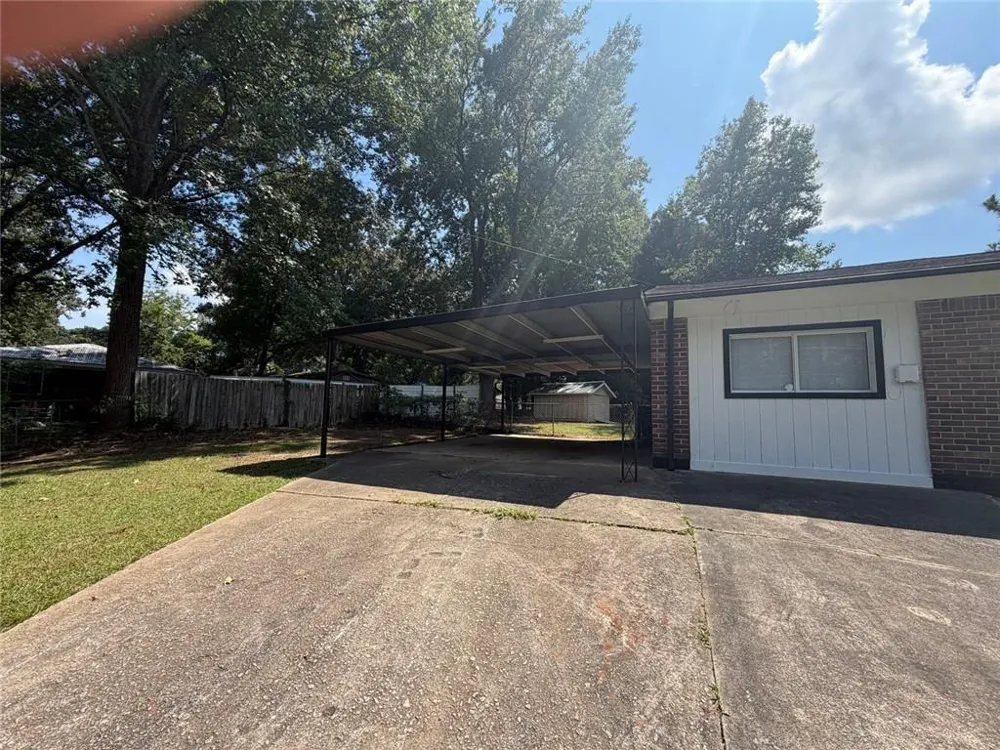 1633 Slate Road Conley, GA 30288