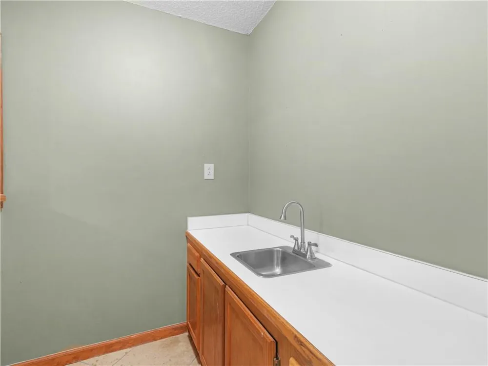 351 Waterford Drive Jonesboro, GA 30238