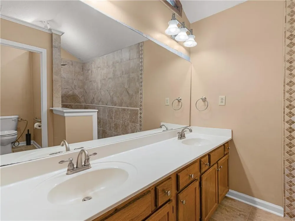 351 Waterford Drive Jonesboro, GA 30238