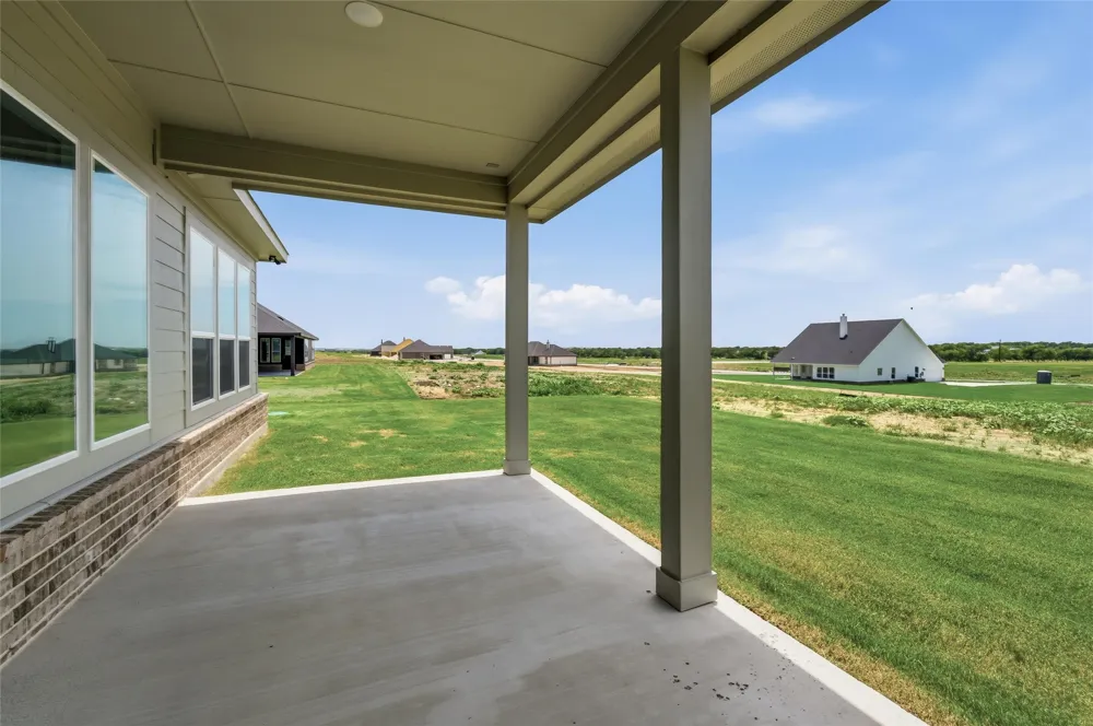 136 Hillview Trail Decatur, TX 76234