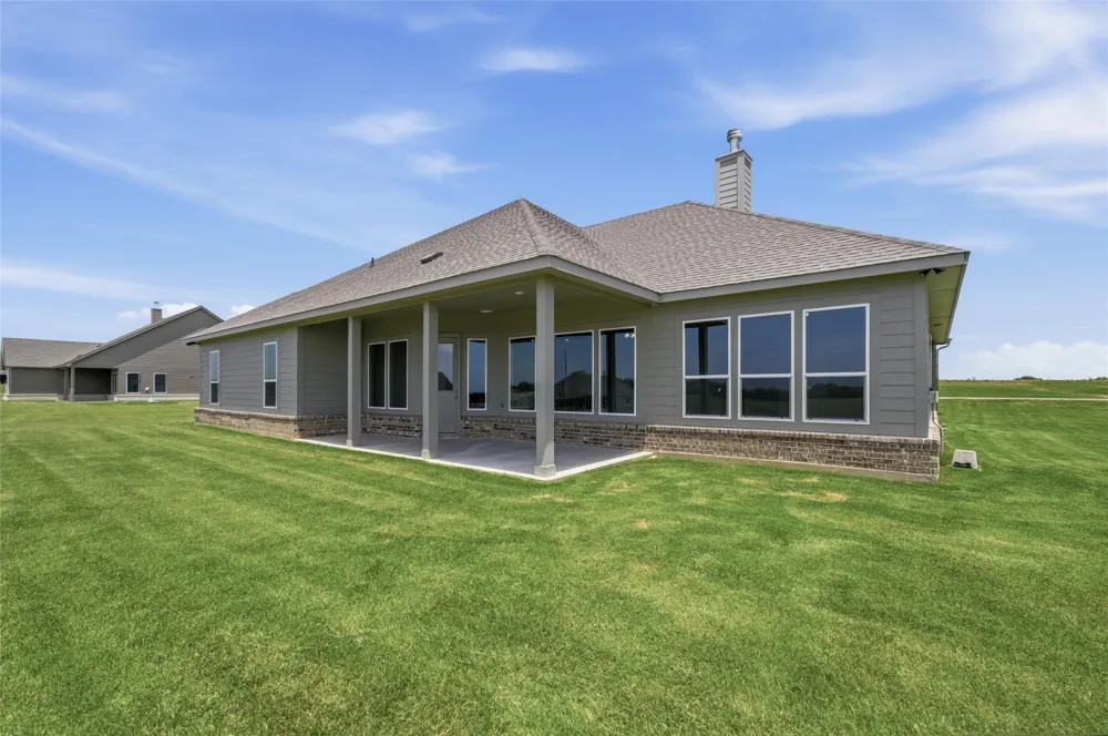 136 Hillview Trail Decatur, TX 76234