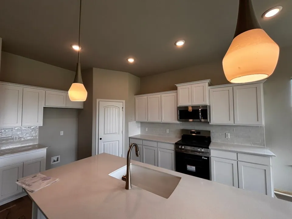 157 Big Sky Road Decatur, TX 76234