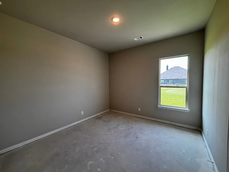 157 Big Sky Road Decatur, TX 76234