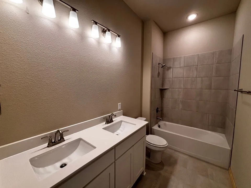 157 Big Sky Road Decatur, TX 76234