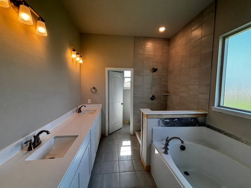 157 Big Sky Road Decatur, TX 76234