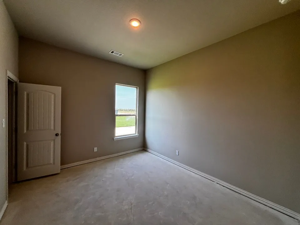 157 Big Sky Road Decatur, TX 76234