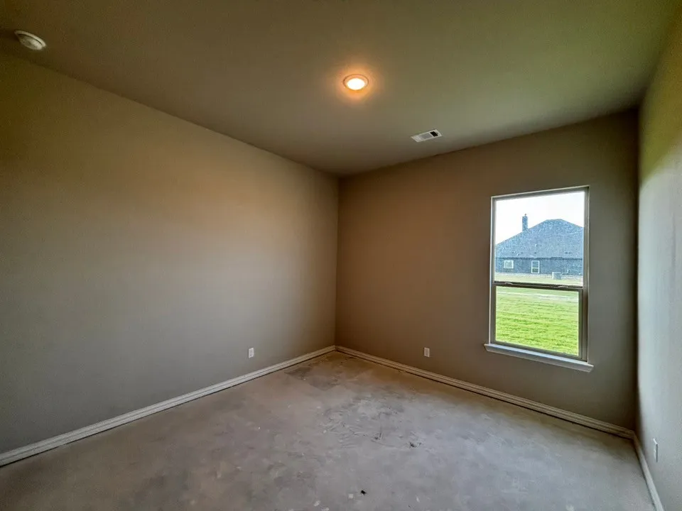 157 Big Sky Road Decatur, TX 76234