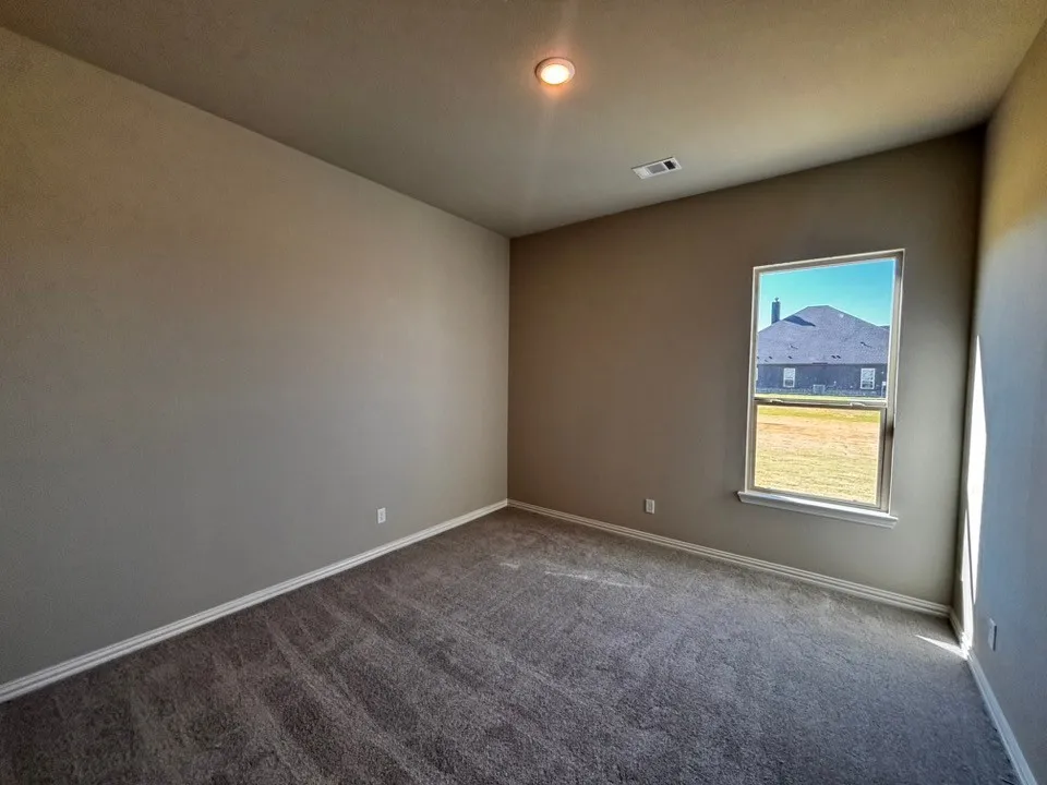 157 Big Sky Road Decatur, TX 76234
