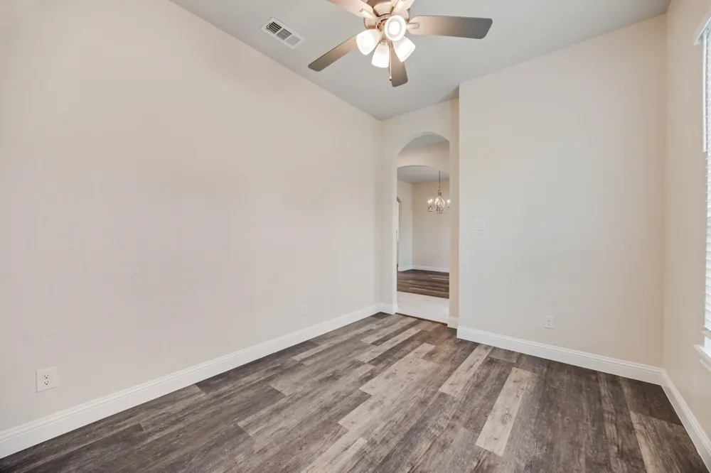 3334 Knight Street Corsicana, TX 75110