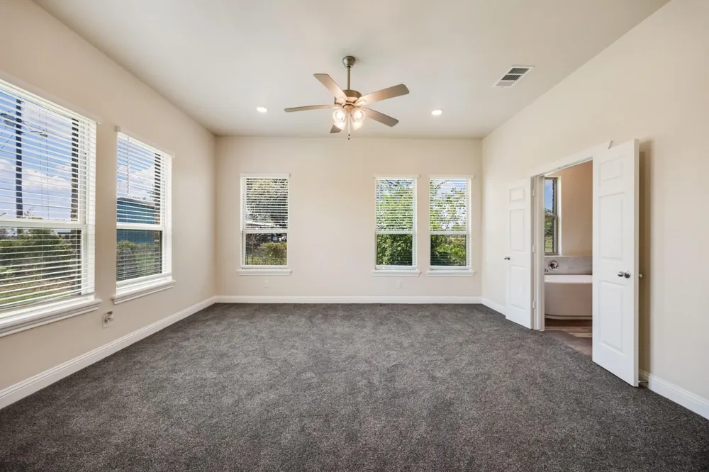 3334 Knight Street Corsicana, TX 75110