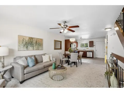 490 E Highline Circle