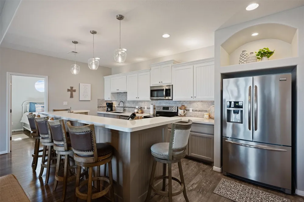 1009 Monkhouse Drive Crystal Beach, TX 77650