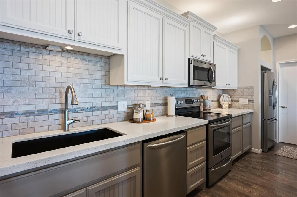 1009 Monkhouse Drive Crystal Beach, TX 77650