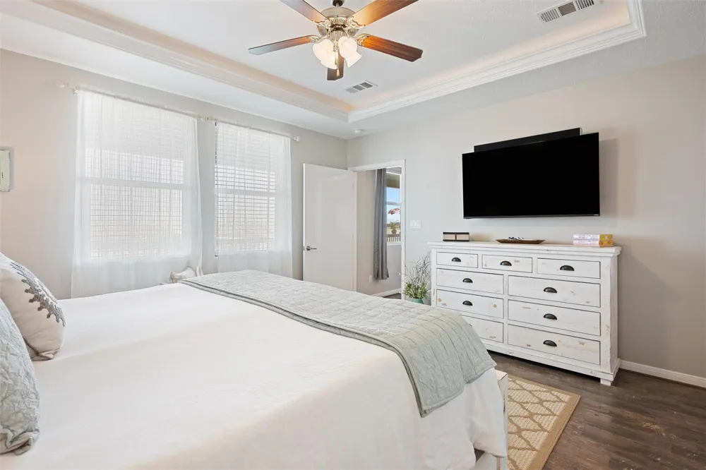 1009 Monkhouse Drive Crystal Beach, TX 77650
