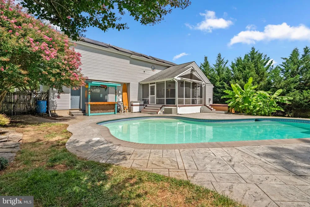 8780 TERESA LANE Laurel, MD 20723