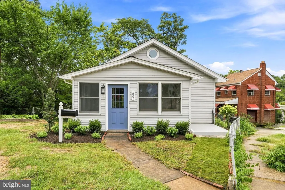 1801 S GLEBE ROAD Arlington, VA 22204